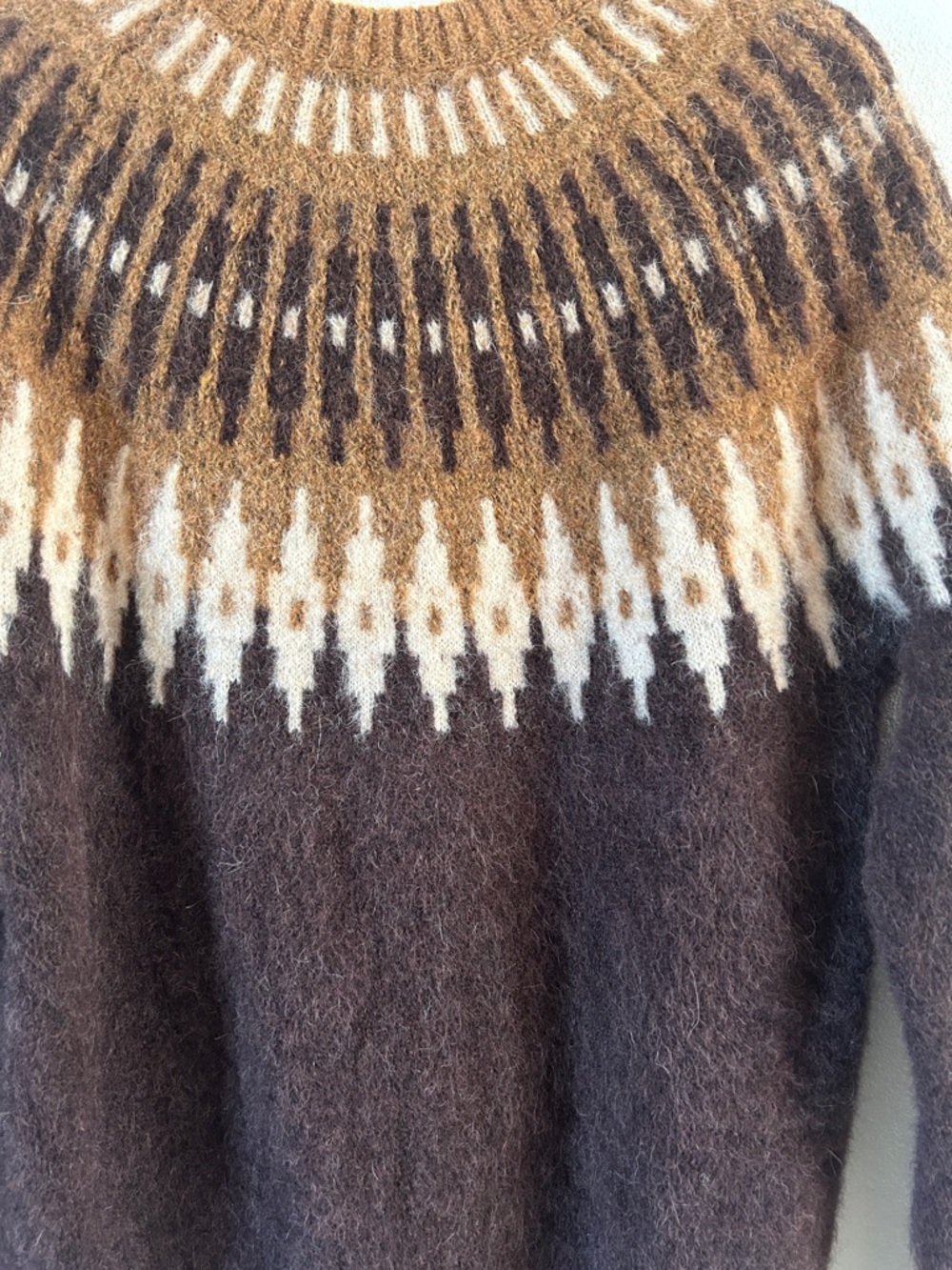 Banana Republic Fairisle Alpaca Sweater with Tan and Cream Yoke - Picture 6 of 6